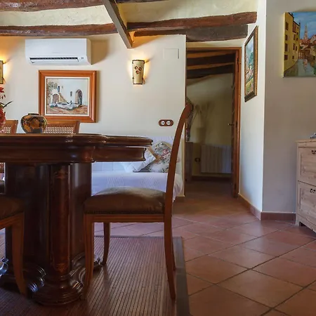 El Molí De Con Jacuzzi Casa rural
