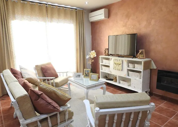 منزل ريفي El Moli De Con Jacuzzi Pontons